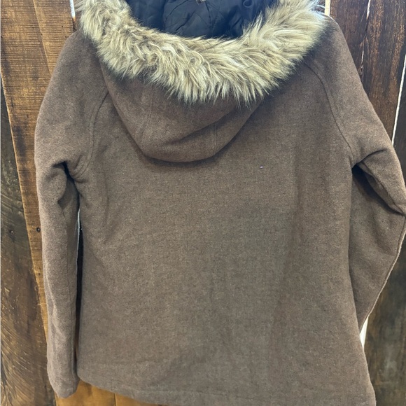 Women’s Carhartt Wool Jacket w/ Fur Lined Hood - Picture 4 of 9
